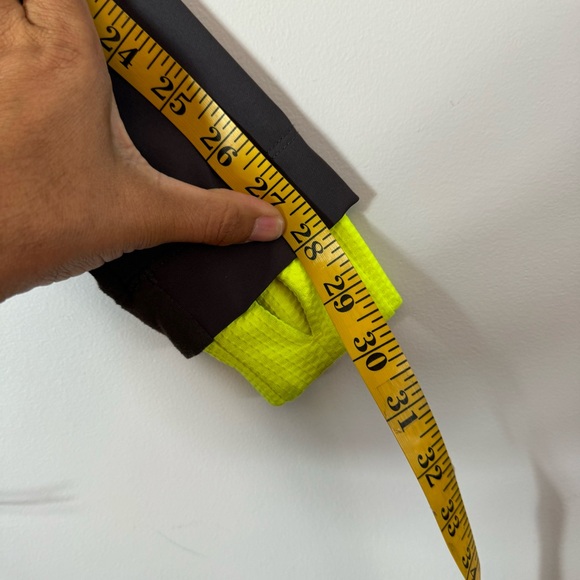 Gray Neon Yellow Under Armour Activewear Jacket SM - Picture 12 of 13